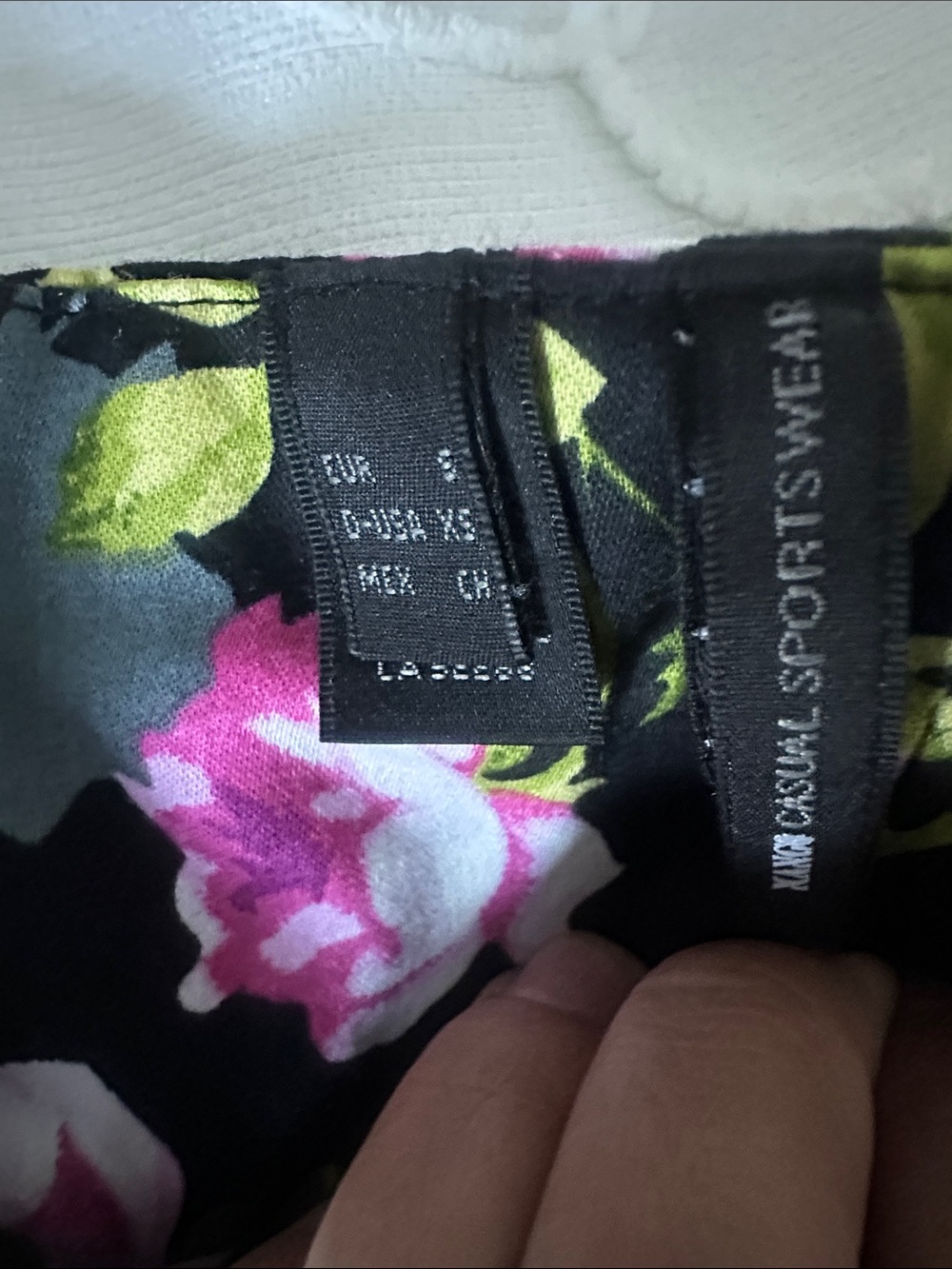 🛍️SALE🛍️ Mango Black Strapless Floral Mini Cocktail Dress w/Pink & Yellow Blooms - Picture 5 of 5